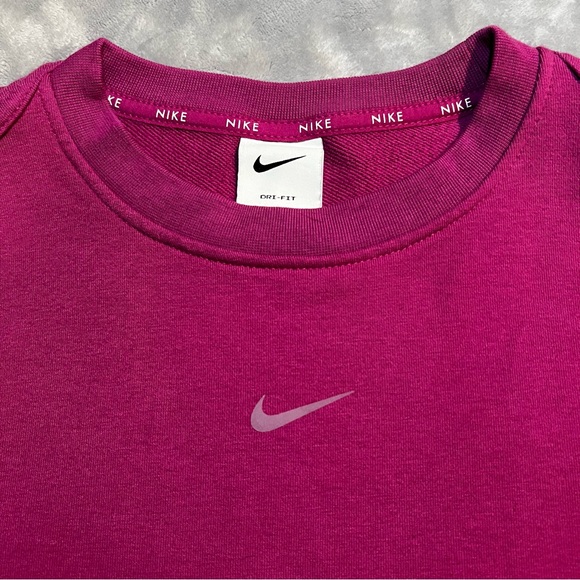 Nike Fuchsia Sweatshirt and Joggers Set - Picture 3 of 9
